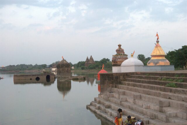 puntamba godavari bank